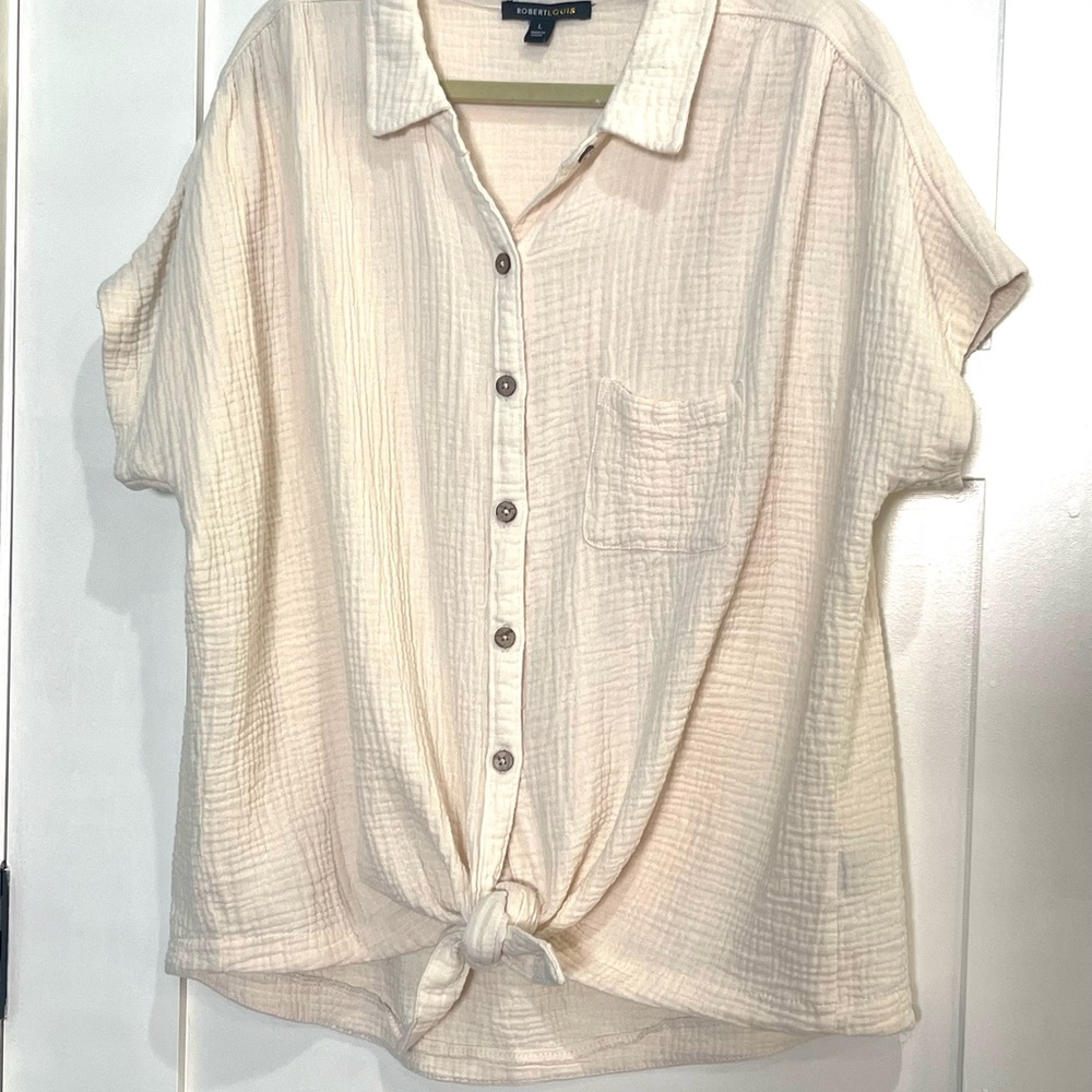 Robert Lewis button down cream